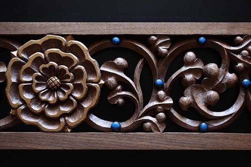 Gradine Carvings