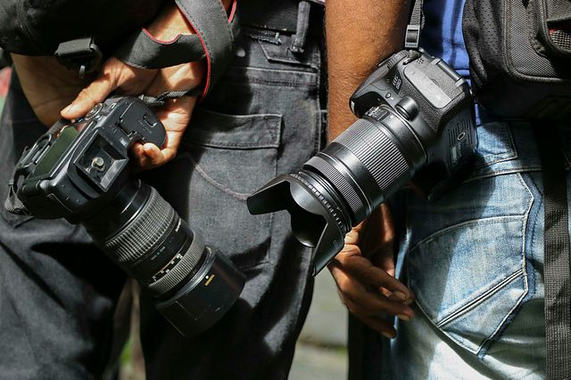 How to Send Photos Without Losing Quality