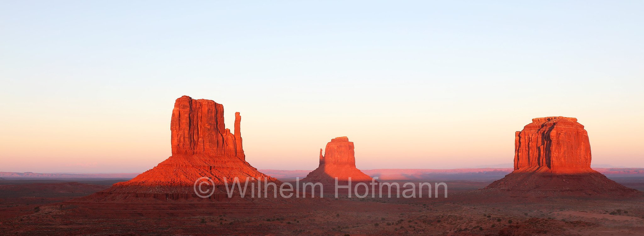 West Mitten Butte, East Mitten Butte, Merrick Butte, Monument Valley, Arizona, USA