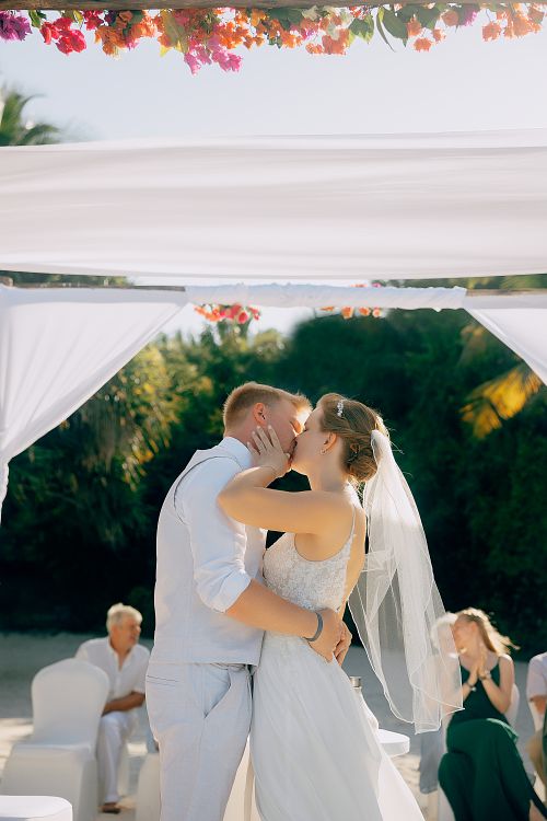DESTINATION WEDDINGS