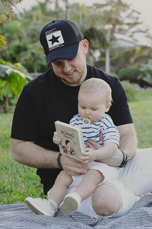 Family photo session in Puerto de la Cruz, Tenerife by Soul in Frames