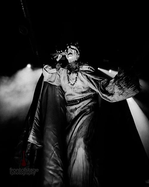 Die norwegische Black‑Metal‑Band Mayhem mit ihrer „Death Over Europe 2026“-Tour in Huxleys Neuer Welt in Berlin