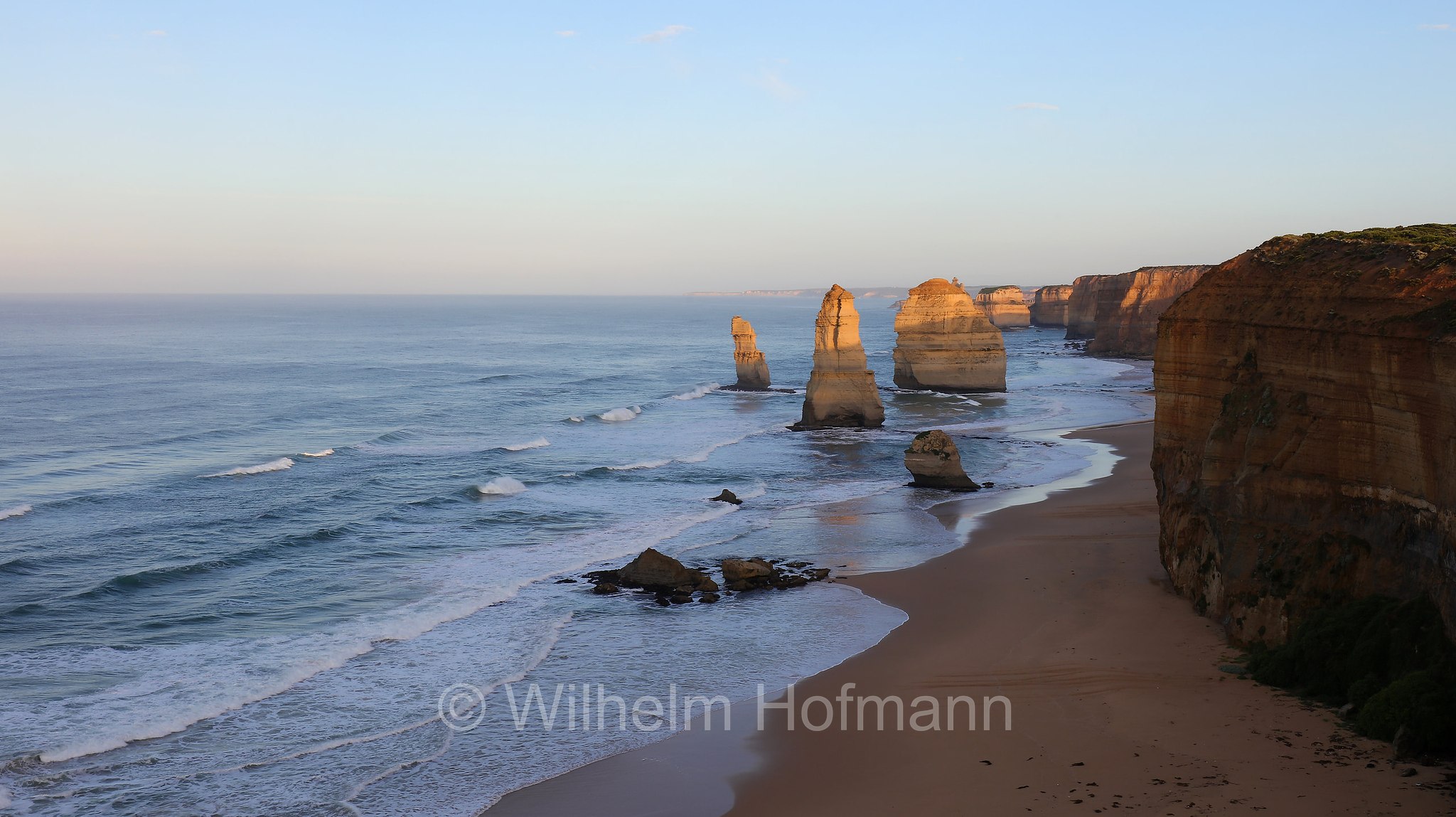 The Twelve Apostles, Twelve Apostles, Zwölf Apostel, Dodici Apostoli, Sunrise, Port Campbell National Park, Port Campbell Nationalpark, Parco nazionale Port Campbell, Twelve Apostles Marine National Park, Twelve-Apostles-Meeresnationalpark, Great Ocean Road, Victoria, Australia, Australien