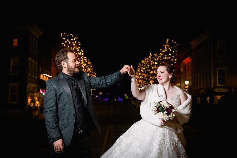Van Diver Inn | Havre De Grace Maryland Harford County MD Winter Wedding | Anna & Addy