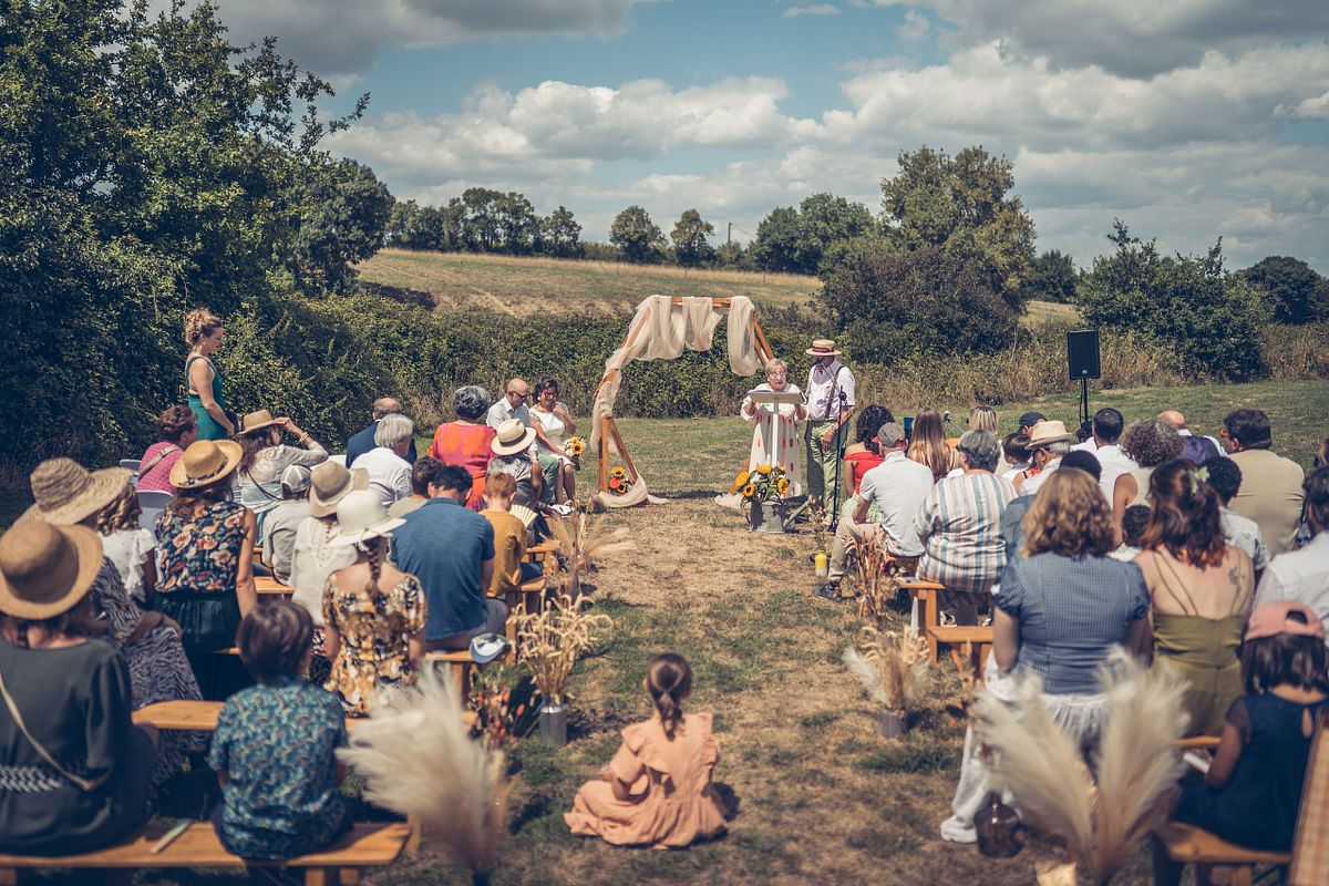 mariage c&eacute;r&eacute;monie laique ancenis vue ensemble