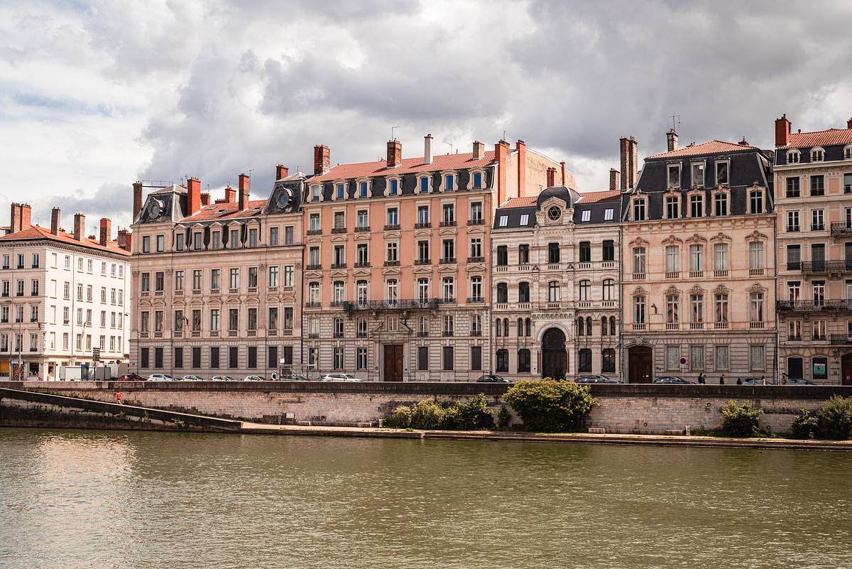 Vue de Lyon avant la c&eacute;r&eacute;monie de mariage
