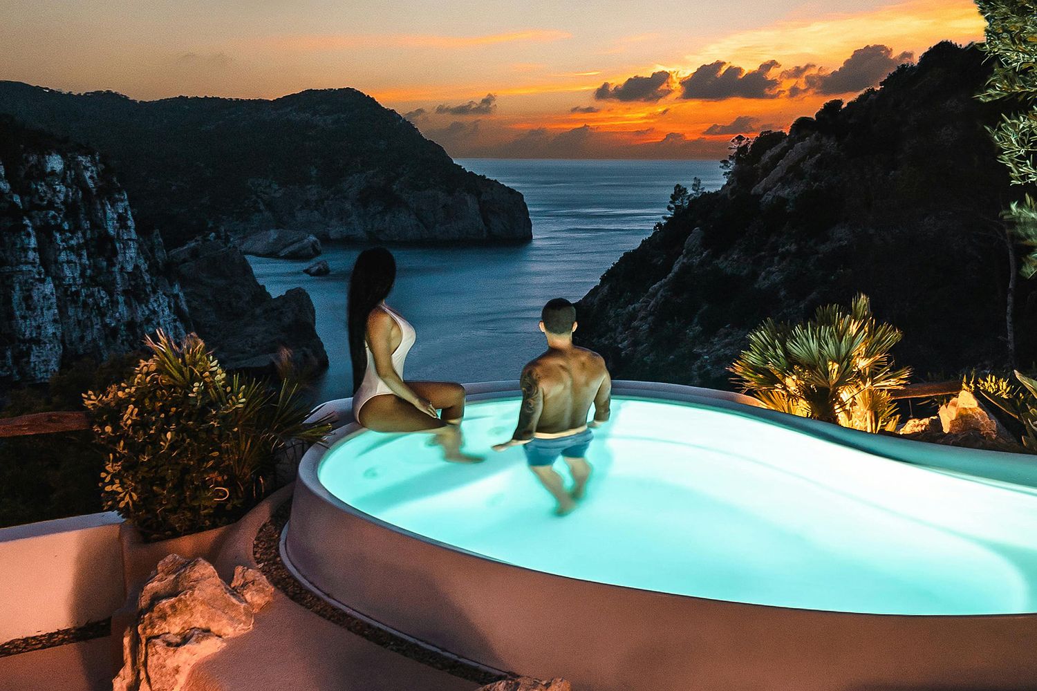 LUXURY TRAVEL DESIGN