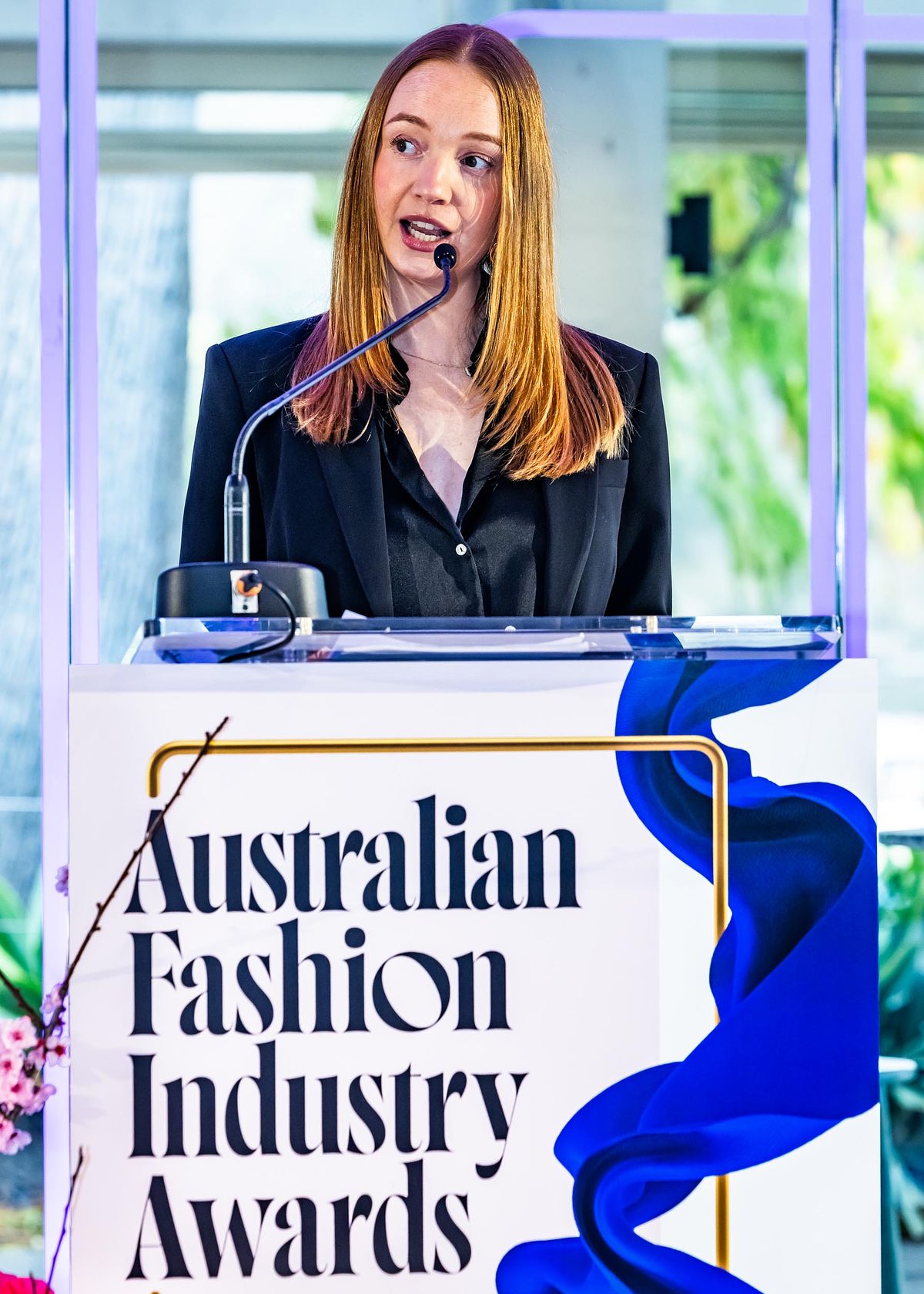 Lucy Yaffa makes a speech at the Yaffa Media, Ragtrader, Australian Fashion industry awards.