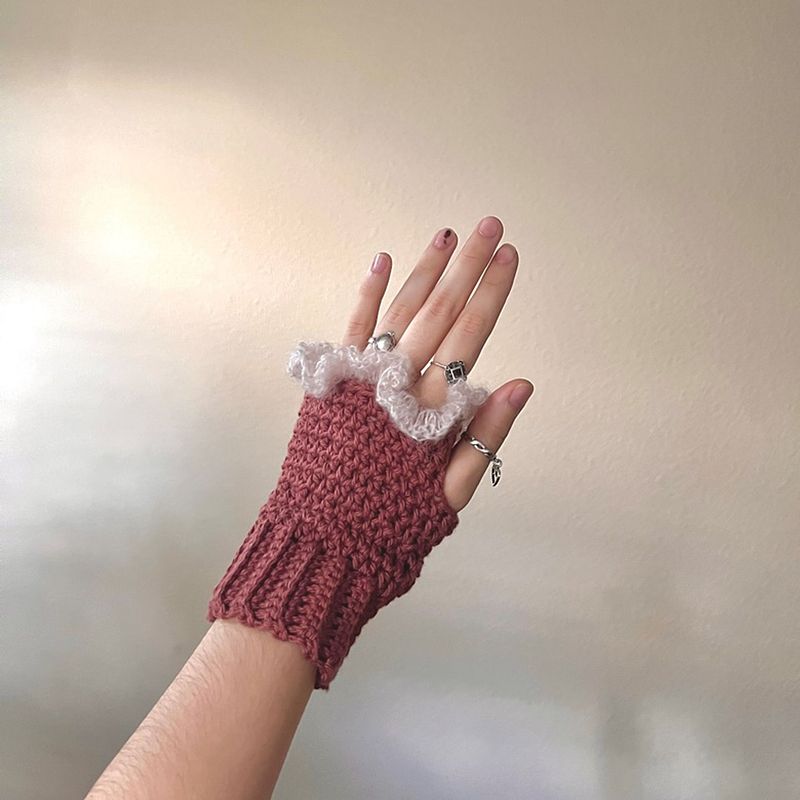 Delilah Fingerless Gloves~ Crochet PDF Pattern