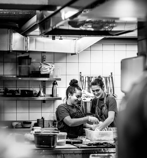 FOOD & HOSPITALITY