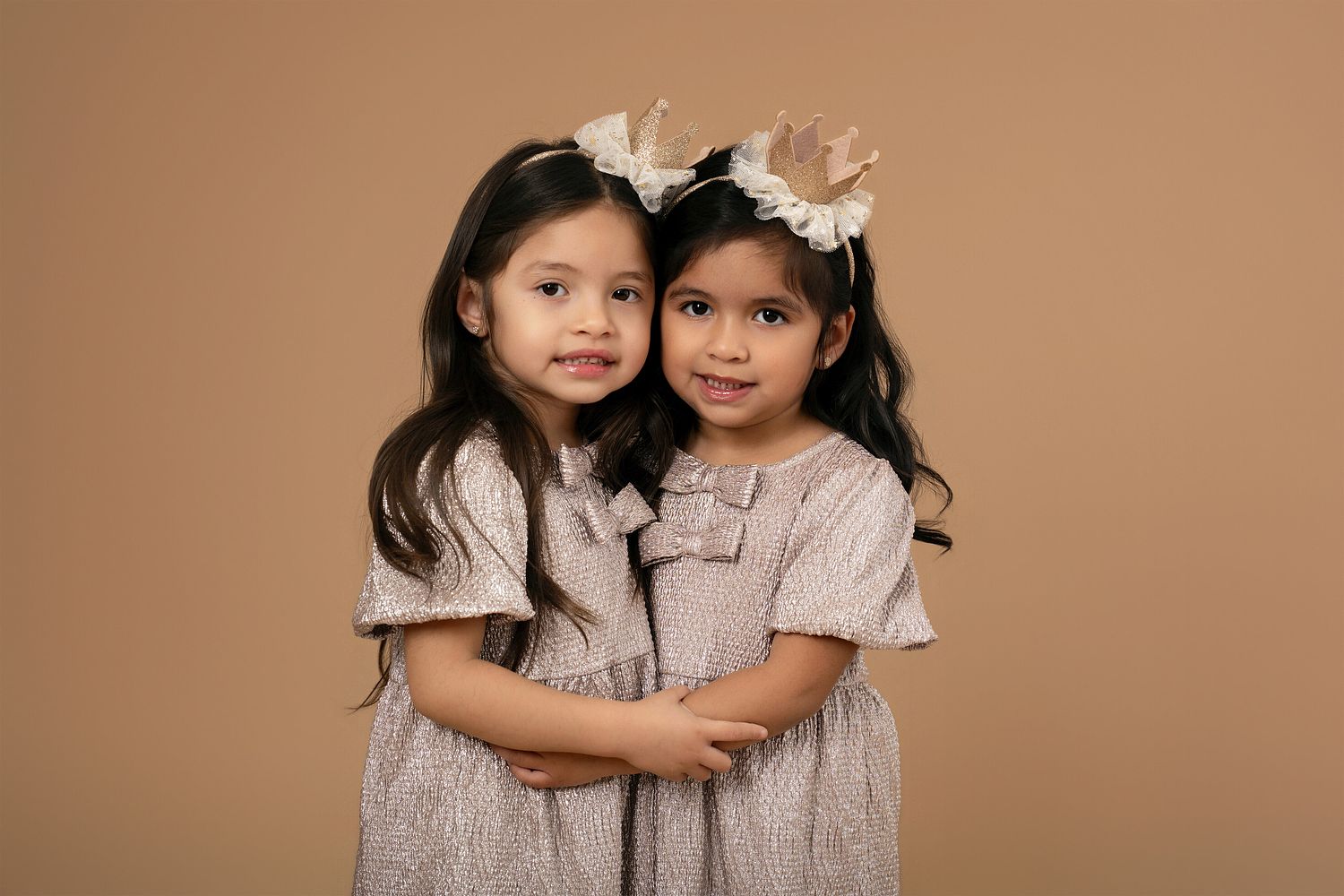 Claudia Whisenhunt Photography | photographer specializing in newborn, maternity, child, and family photography.