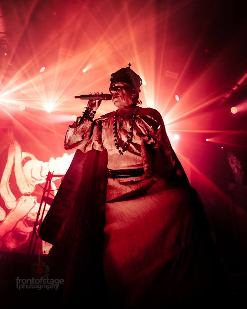Die norwegische Black‑Metal‑Band Mayhem mit ihrer „Death Over Europe 2026“-Tour in Huxleys Neuer Welt in Berlin