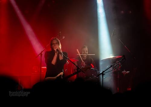 Die deutsche Post-Punk- und Noise-Rock-Band DIE NERVEN im Berliner SO36