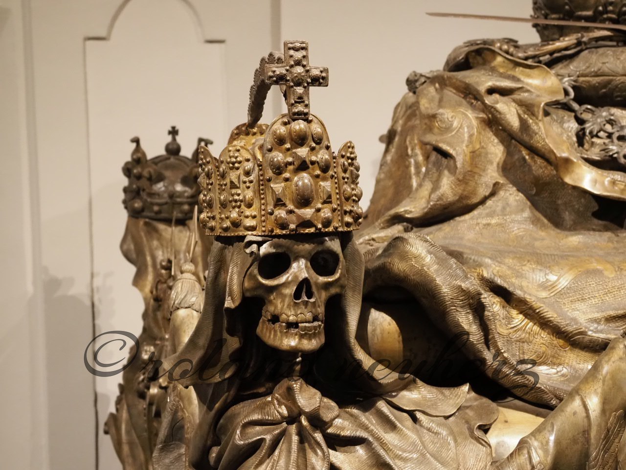 crypt-austria