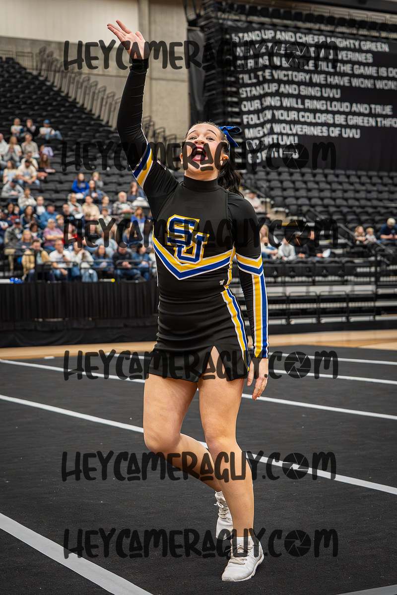 San Juan High Cheer
