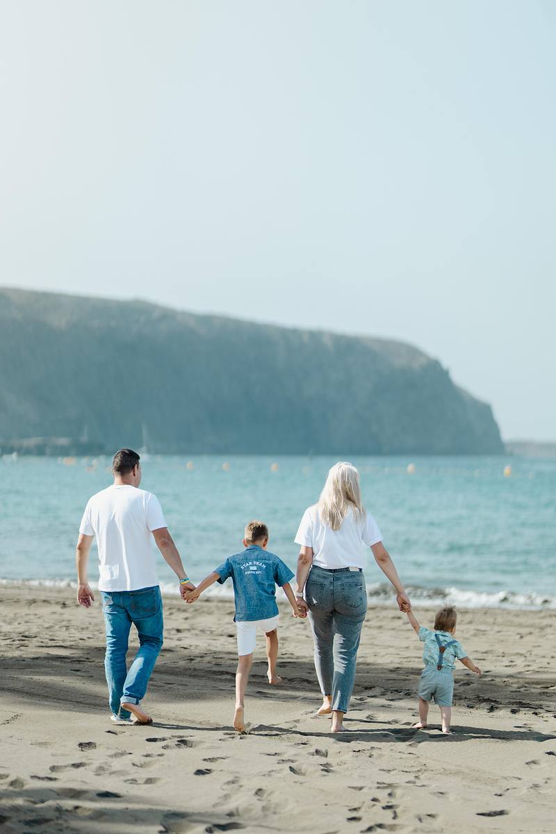 Family / Las Americas