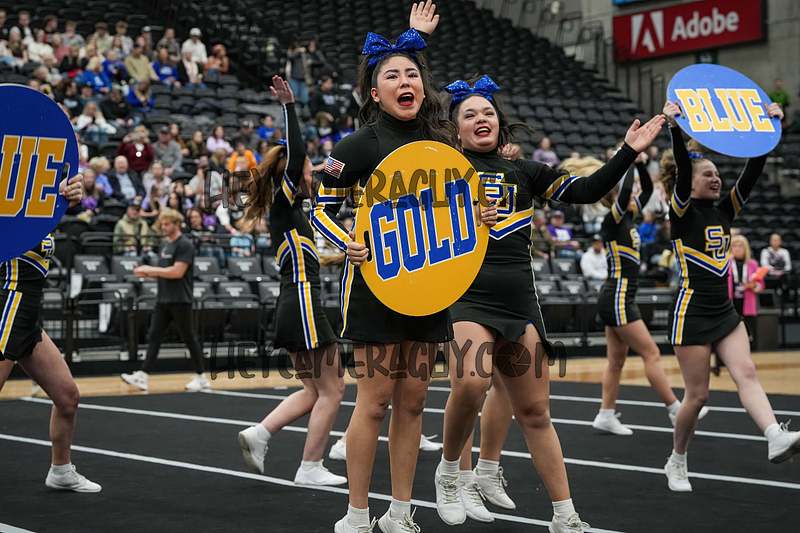 San Juan High School Cheer