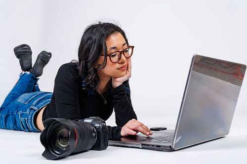 Hello, I am P Naylor. A portrait and event photographer based in Chelmsford, Massachusetts.