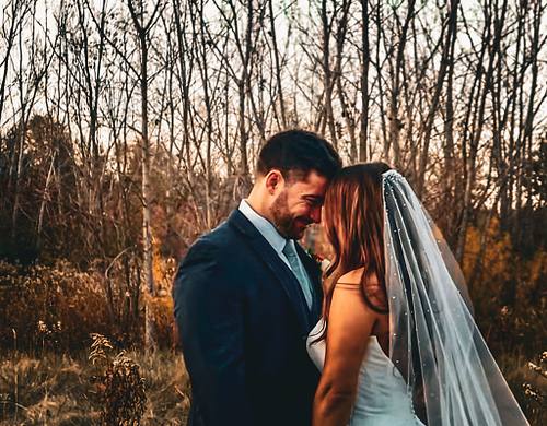 Autumn Bliss: A Couple's Wedding Day Portrait