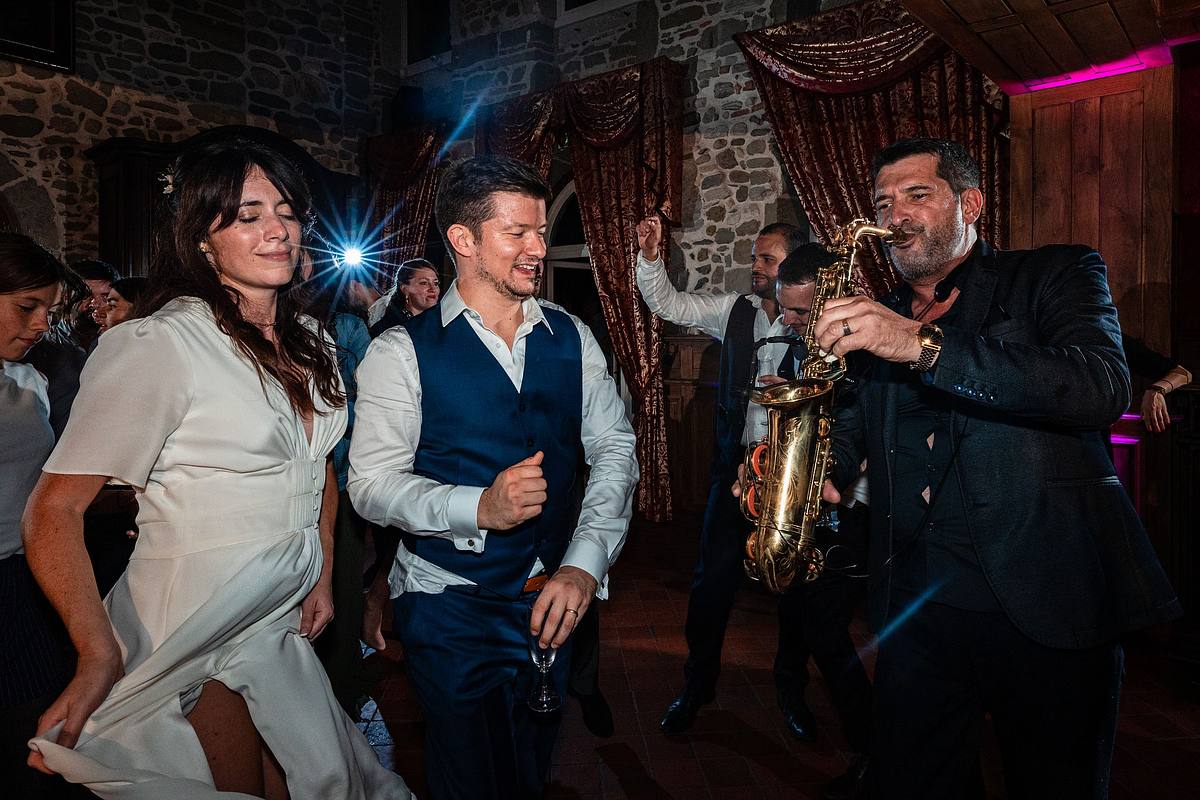 Transformer La Lumi&egrave;re En Emotion Dans Les Images De Mariage
