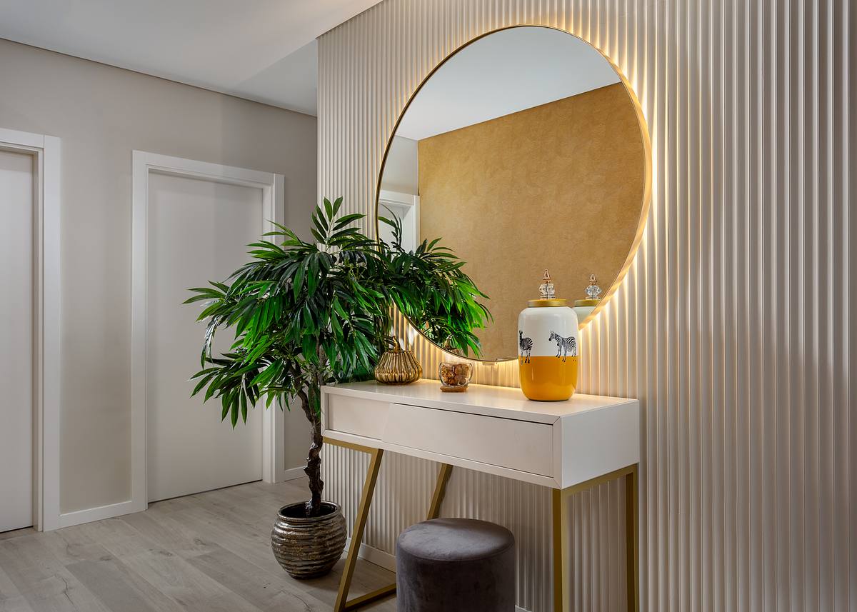Fotografia de no Apartamento Montijo, destacando a decora&ccedil;&atilde;o com Estilo Africano.