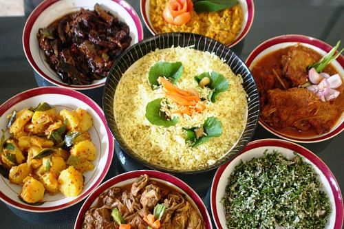 Savor exquisite Sri Lankan flavors with delicious complimentary breakfasts using locally sourced ingredients. &Agrave; la carte lunches and dinners available on request in Kandy.