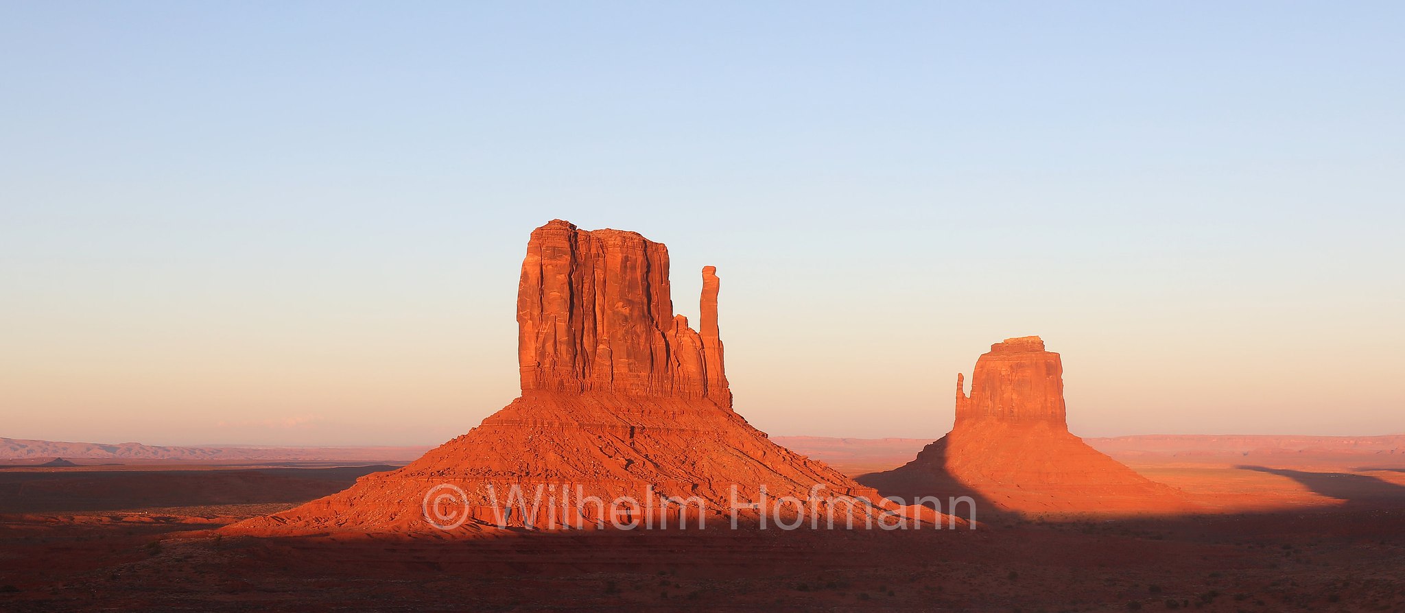 West Mitten Butte, East Mitten Butte, Monument Valley, Arizona, USA
