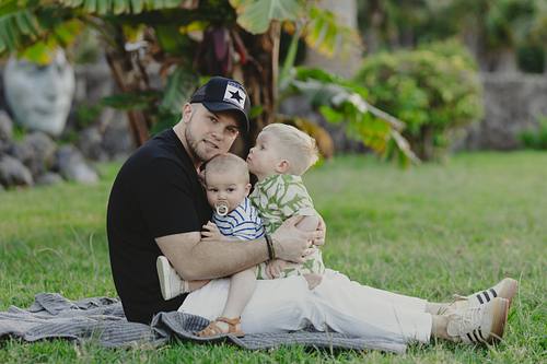 Family photographer in Puerto de la Cruz, Tenerife