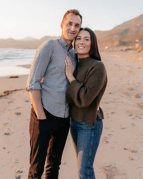 ENGAGEMENTS & PORTRAITS