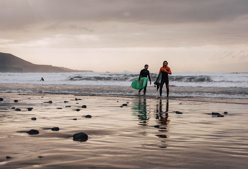 Surf friend