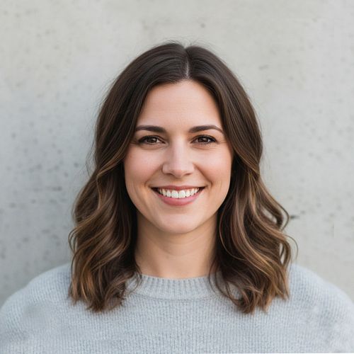 Julia Hanks