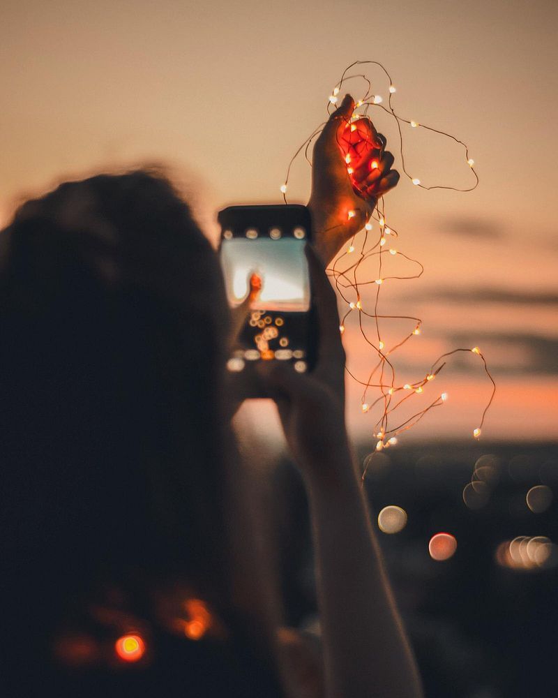 Mastering Instagram Stories: Storytelling That Sells