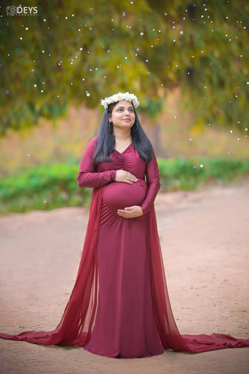 DP008 - Maroon Body Fit Gown