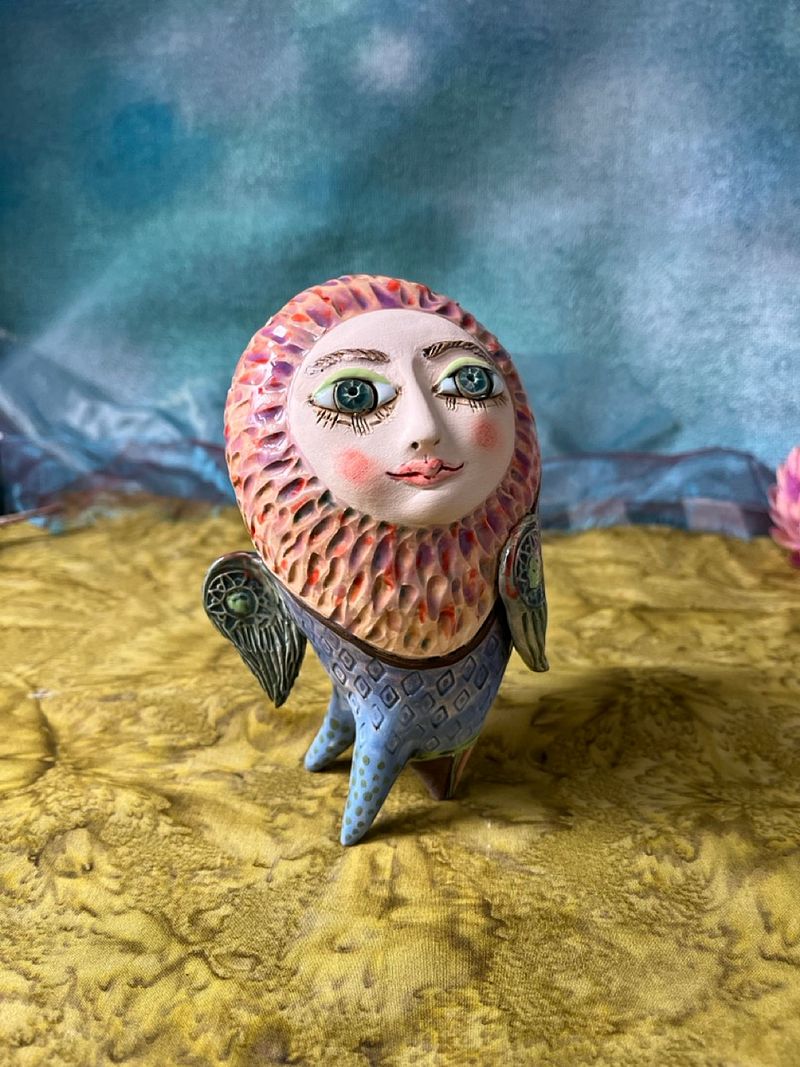 Moon-faced owl, little ceramic sculpture