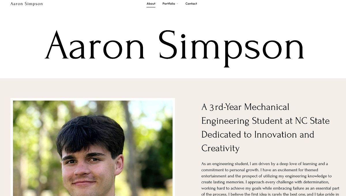 Sitio web del portafolio de estudiante de ingeniería mecánica de Aaron Simpson