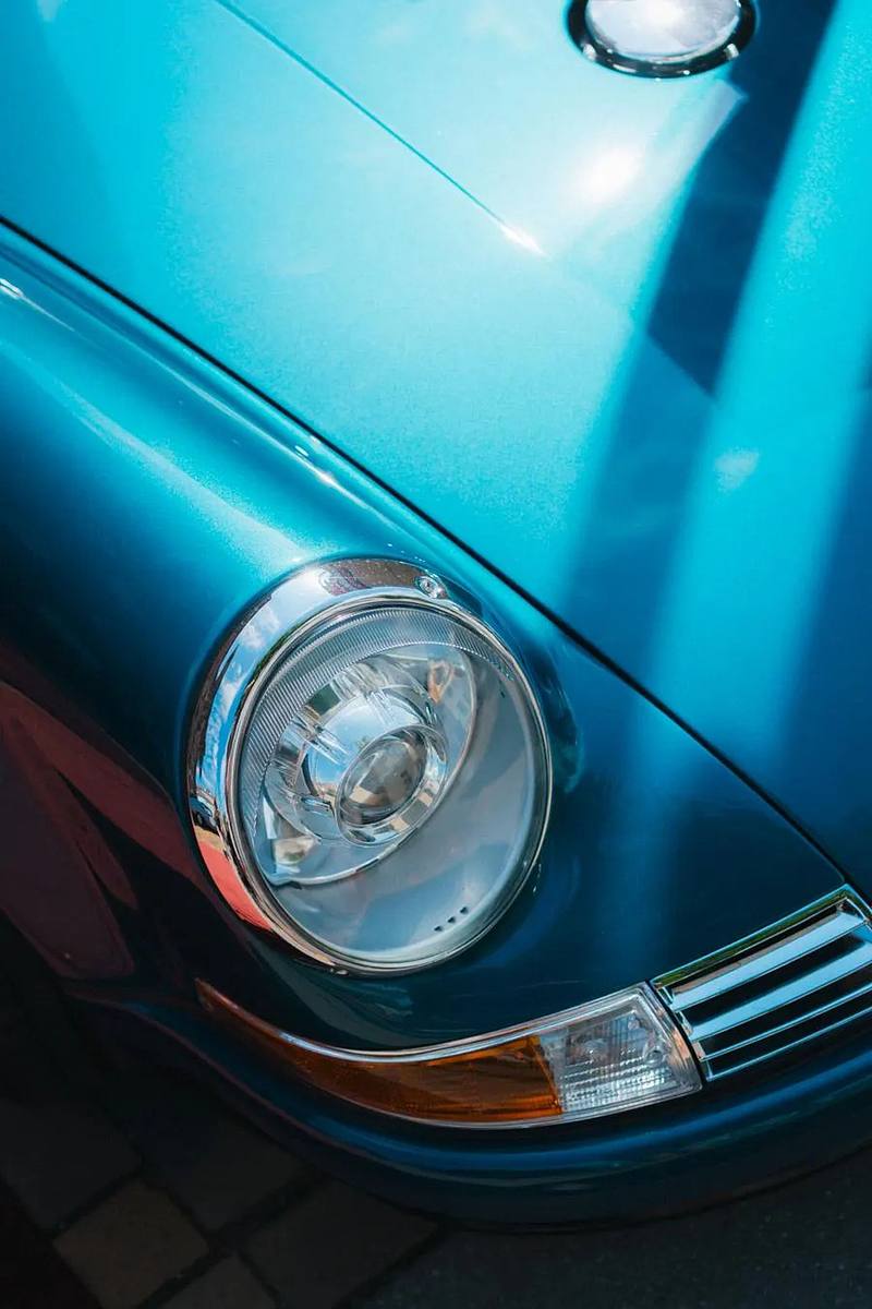 Dreamy Film Lightroom Preset – Soft & Sunny Aesthetic for a Retro Look