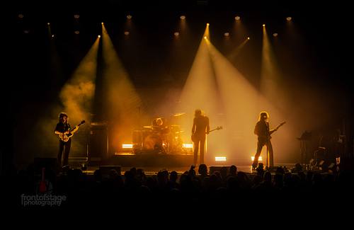 Die Berliner Rockband KADAVAR in Huxleys Neuer Welt in Berlin