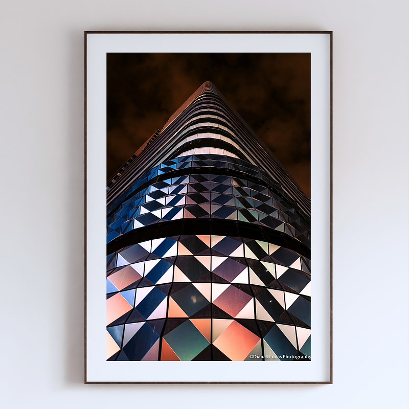 COLLECTION - URBAN GEOMETRY VERTICAL - "The Point" - LIMITED EDITION 10 of 10
