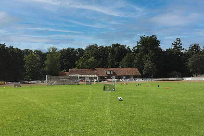Einstellung des Trainings- und Spielbetriebs nach Coronaschutzverordnung