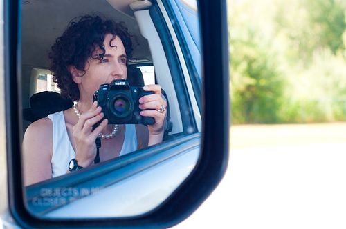 Isabelle is an experienced and talented portrait and lifestyle photographer who has been capturing beautiful memories for over two decades.