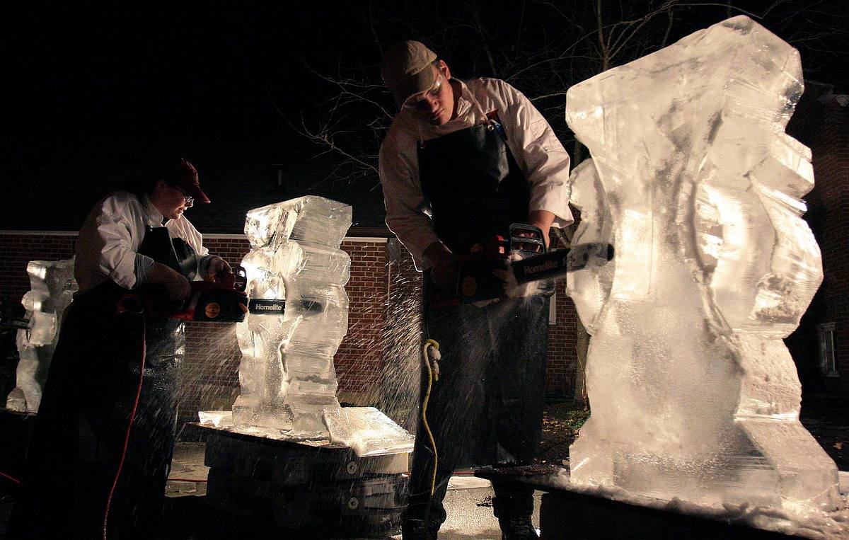 Icesculpture#11015