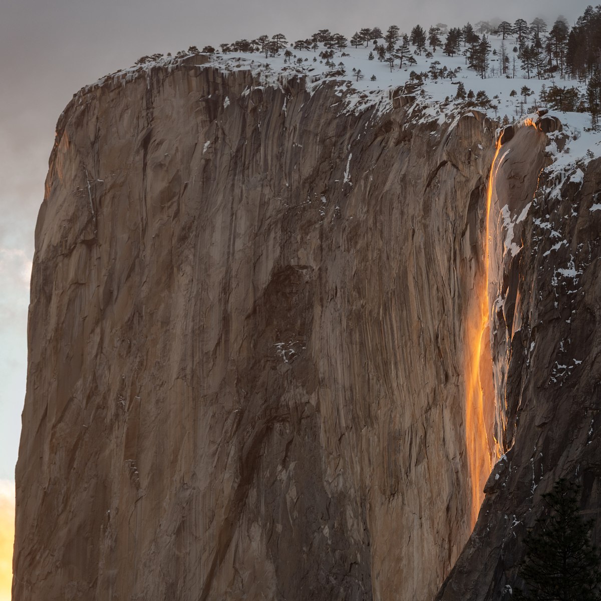 Yosemite's-Firefall