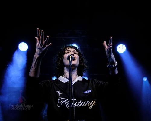 Die Indie‑Band Girl In The Year Above  in der Columbiahalle in Berlin