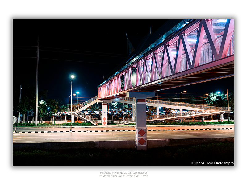 COLLECTION - URBAN GEOMETRY HORIZONTAL - "Above the Street" - LIMITED EDITION 10 of 10
