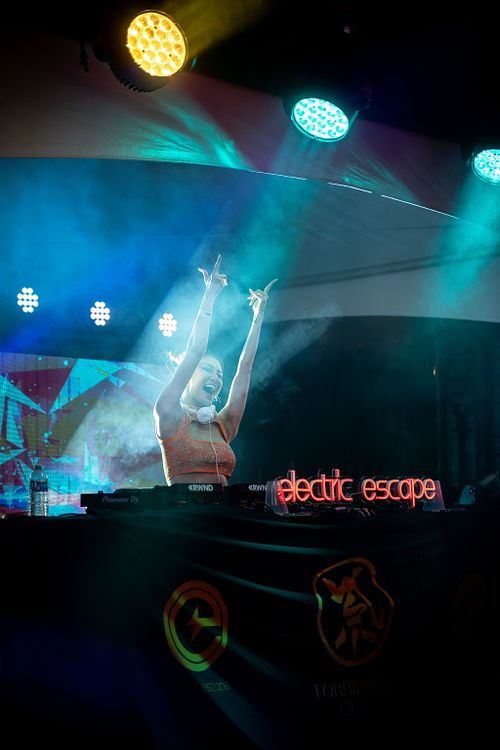 LIVE EVENTS