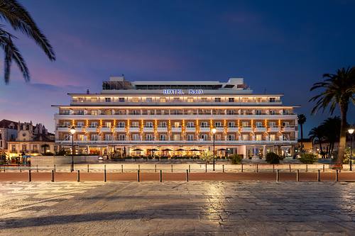 Hotel Ba&iacute;a