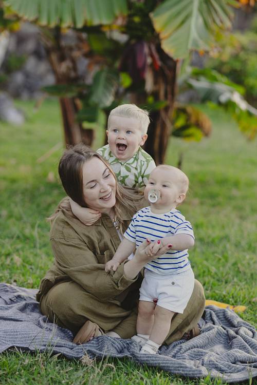 Family portrait session in Puerto de la Cruz, Tenerife