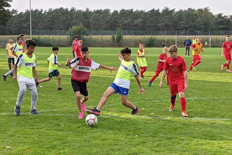 Fußball für Alle! Spiel mit ZUE Ibbenbüren