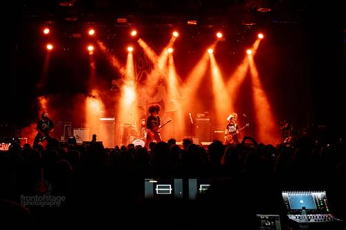Die norwegische Tundra-Rock-Band SLOMOSA in Huxleys Neue Welt in Berlin