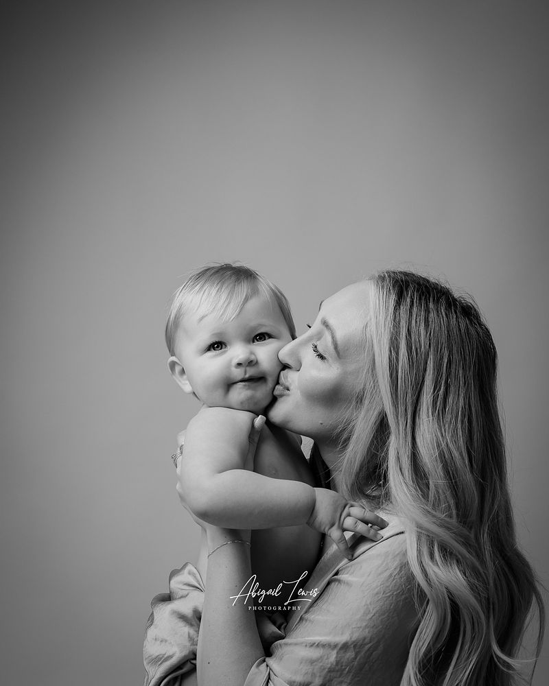 Motherhood Sessions: What You Need to Know